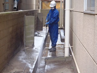 作業中1